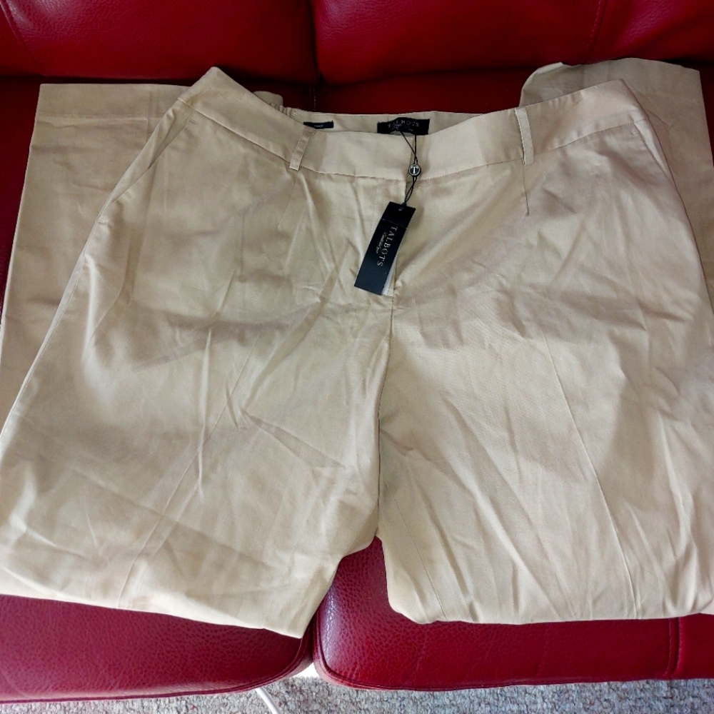 ✨️Nwt Talbots size 18wp khaki slacks